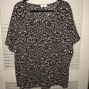 “Entro” Printed Top